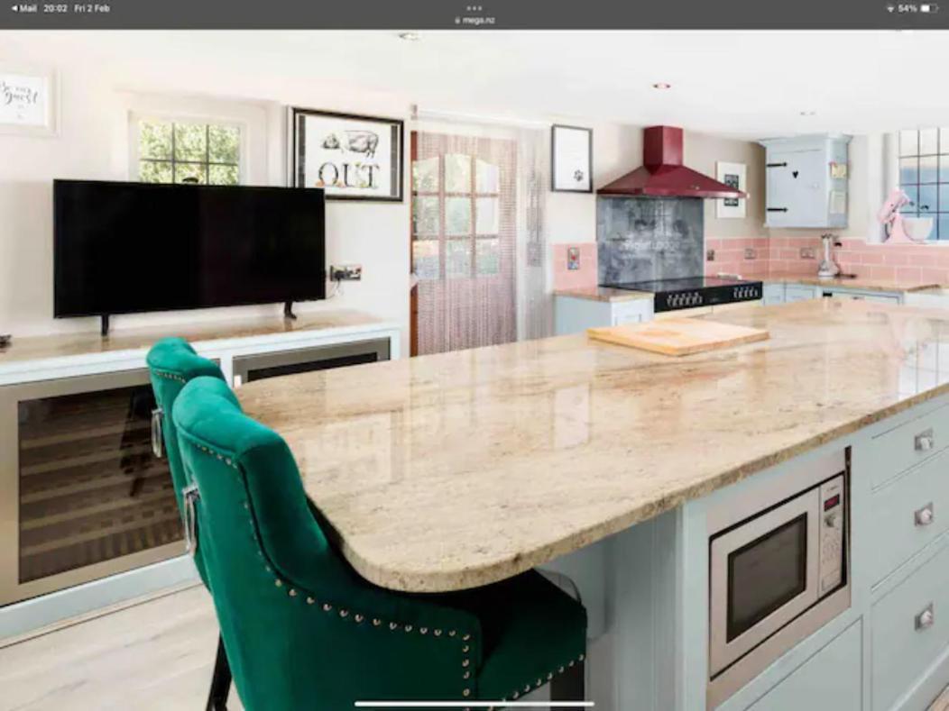 Piglet Lodge Pebworth Экстерьер фото