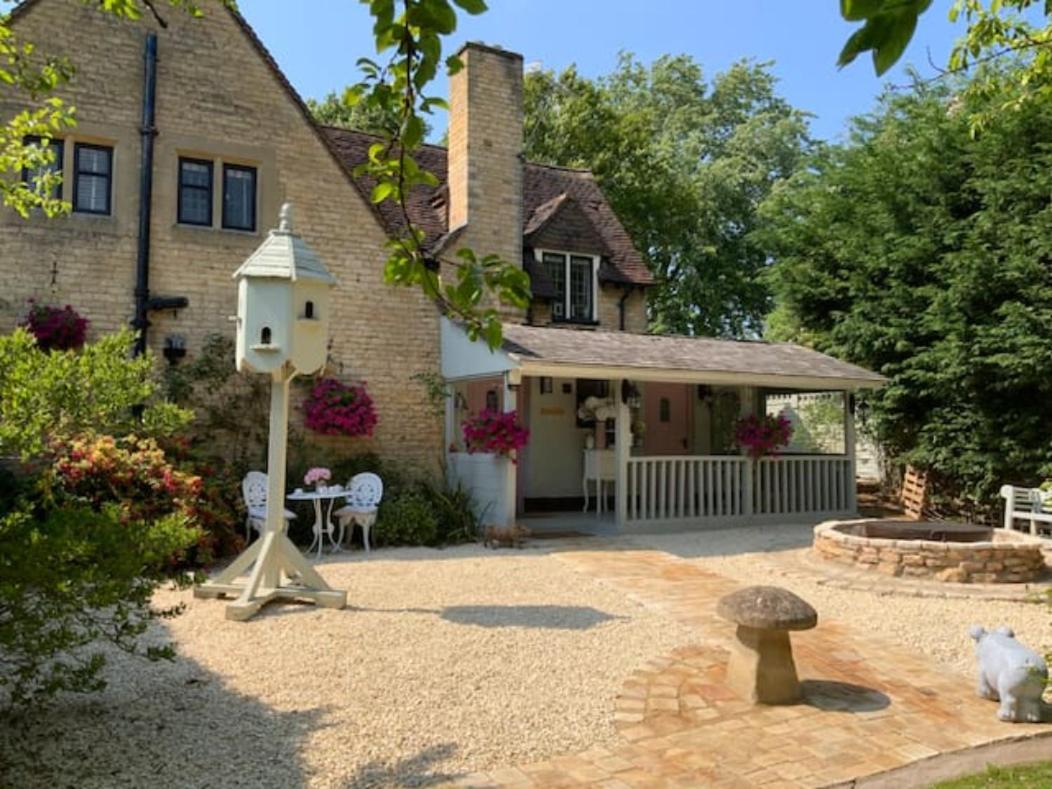 Piglet Lodge Pebworth Экстерьер фото